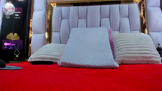 Snapshot of RileySweett chatting on November 2025 11:42:02 AM RileySweett online show from November 2025 11:42:02 AM