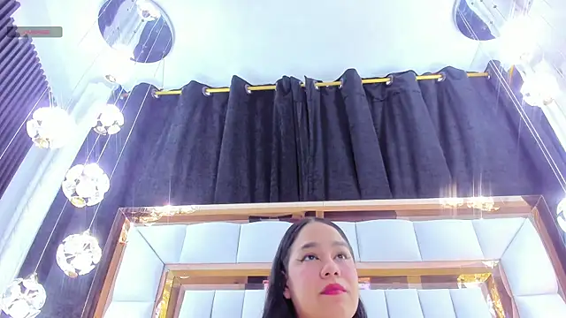 RileySweett online show from April 2026 12:13:01 PM