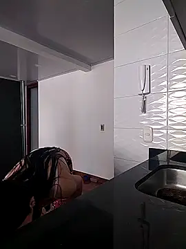 Snapshot of Mariam_Gomezxxx chatting on December 2025 03:28:02 PM Mariam Gomezxxx online show from December 2025 03:28:02 PM