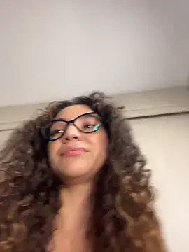 uniquerossie online show from January 2026 07:56:02 AM