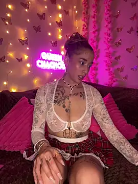 Chachou000 online show from March 2025 04:53:01 PM