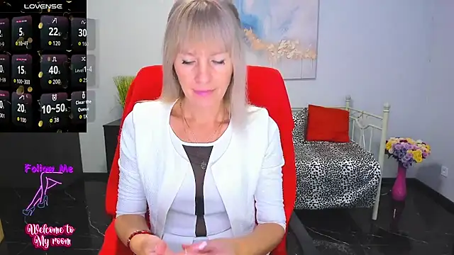 Snapshot of Anita_Tayson chatting on October 2025 07:01:02 AM Anita Tayson online show from October 2025 07:01:02 AM