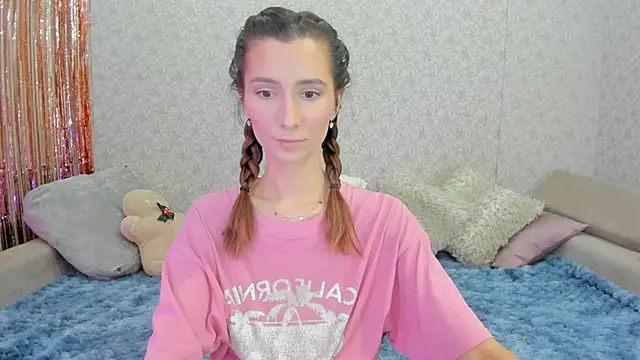 crystalnut online show from January 2025 12:52:01 PM