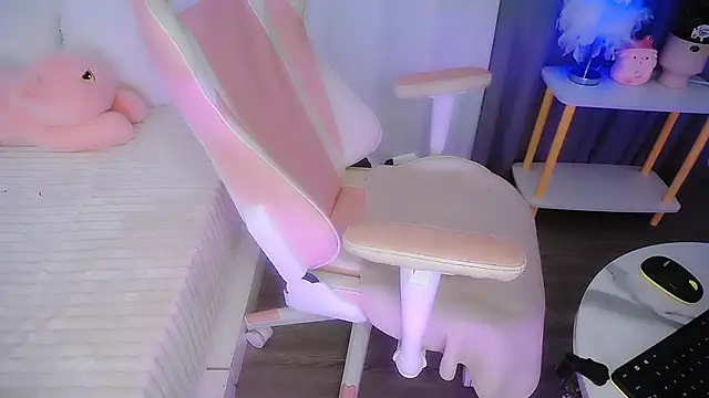 San   San online show from April 2026 04:51:01 AM