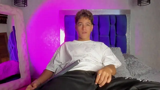 Levy Steve online show from December 2024 04:10:02 AM