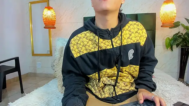 Levy Steve online show from October 2025 03:25:01 AM