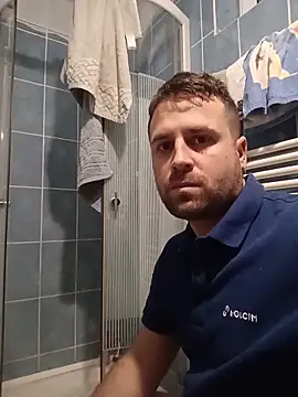 LucianM6 online show from November 2025 02:32:01 PM