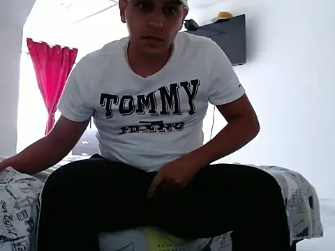 Bamban1419  online show from September 2025 02:39:02 PM