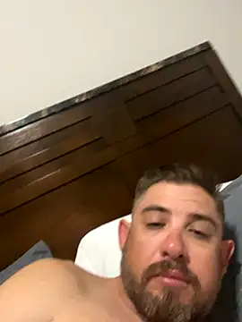 Snapshot of caliguy37 chatting on October 2025 04:36:01 AM caliguy37 online show from October 2025 04:36:01 AM