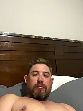 caliguy37 online show from November 2025 06:23:01 AM