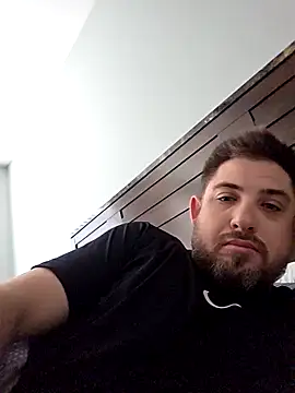 caliguy37 online show from June 2026 06:34:01 PM
