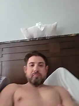 caliguy37 online show from July 2026 06:33:01 PM