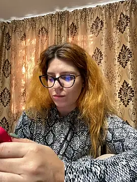 Snapshot of NadiraNoor chatting on January 2025 12:33:01 PM NadiraNoor online show from January 2025 12:33:01 PM