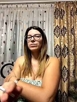 NadiraNoor online show from October 2025 09:42:02 PM