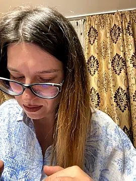 Snapshot of NadiraNoor chatting on October 2025 10:00:01 PM NadiraNoor online show from October 2025 10:00:01 PM