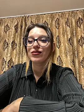 Snapshot of NadiraNoor chatting on November 2025 05:57:02 PM NadiraNoor online show from November 2025 05:57:02 PM