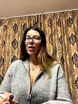 Snapshot of NadiraNoor chatting on November 2025 10:20:02 PM NadiraNoor online show from November 2025 10:20:02 PM