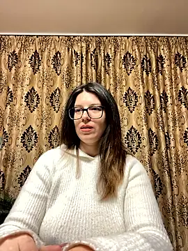 NadiraNoor online show from April 2026 07:41:01 PM