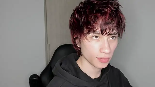 liamelf online show from January 2026 04:50:02 AM