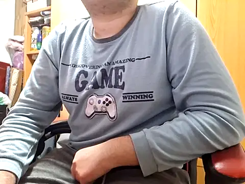 Snapshot of Javier_bear chatting on March 2025 10:10:02 PM Javier bear online show from March 2025 10:10:02 PM