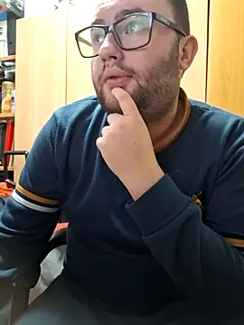 Snapshot of Javier_bear chatting on March 2025 11:11:02 PM Javier bear online show from March 2025 11:11:02 PM