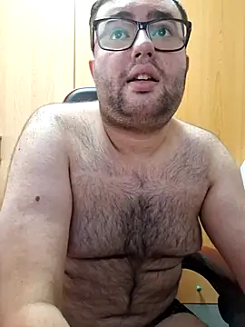 Snapshot of Javier_bear chatting on September 2025 09:41:02 AM Javier bear online show from September 2025 09:41:02 AM