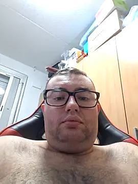 Snapshot of Javier_bear chatting on October 2025 08:40:01 PM Javier bear online show from October 2025 08:40:01 PM