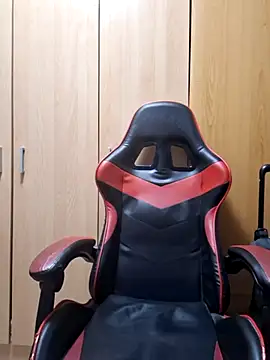 Snapshot of Javier_bear chatting on October 2025 08:55:02 PM Javier bear online show from October 2025 08:55:02 PM