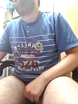 Snapshot of Javier_bear chatting on October 2025 09:32:01 AM Javier bear online show from October 2025 09:32:01 AM