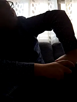 Snapshot of Javier_bear chatting on November 2025 02:17:01 PM Javier bear online show from November 2025 02:17:01 PM