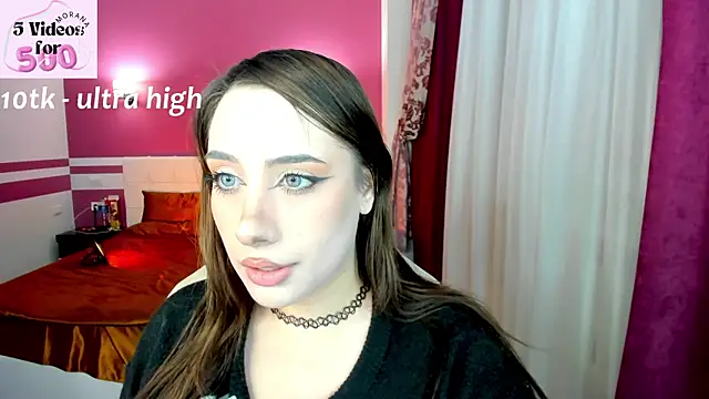 Snapshot of MoranaKit chatting on November 2025 06:45:02 PM MoranaKit online show from November 2025 06:45:02 PM