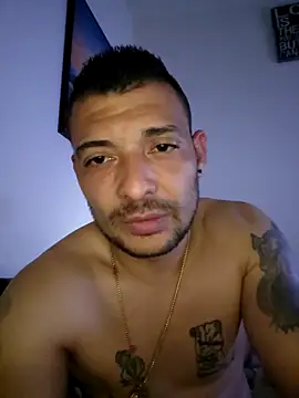 Zoltanioan26 online show from April 2026 01:25:01 AM