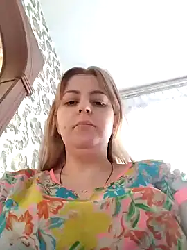 Snapshot of Lady_nice_cat chatting on February 2025 04:25:01 AM Lady nice cat online show from February 2025 04:25:01 AM