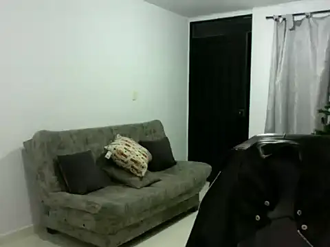 unoxestres online show from November 2025 05:39:01 AM