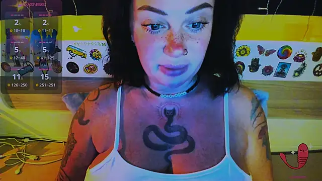 EllieOz online show from December 2025 03:40:02 PM