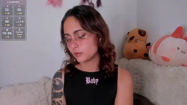 Violette-Ramirez01 online show from February 2026 09:52:02 PM