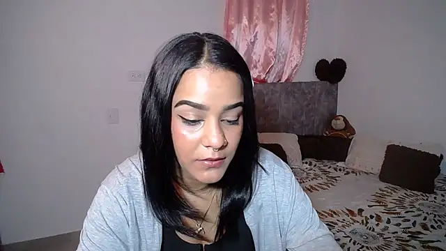 Snapshot of JossieGrey chatting on June 2026 12:22:01 PM JossieGrey online show from June 2026 12:22:01 PM