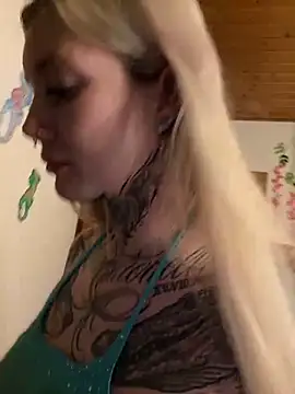 Stella-Kink online show from December 2024 04:06:01 PM