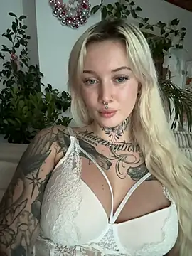 Stella-Kink online show from December 2024 03:08:01 PM