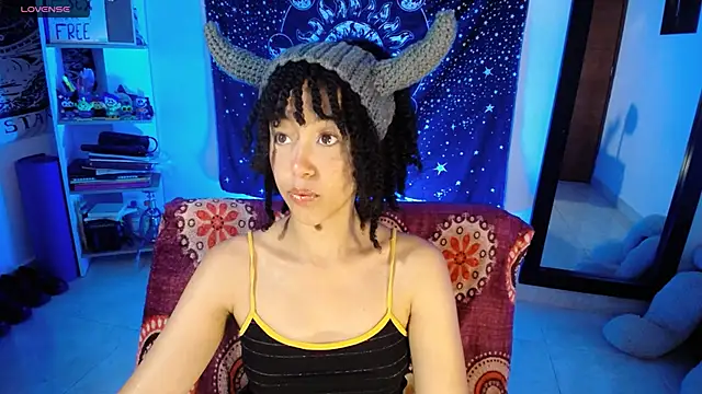 Snapshot of ela_0 chatting on June 2026 02:27:02 AM ela 0 online show from June 2026 02:27:02 AM