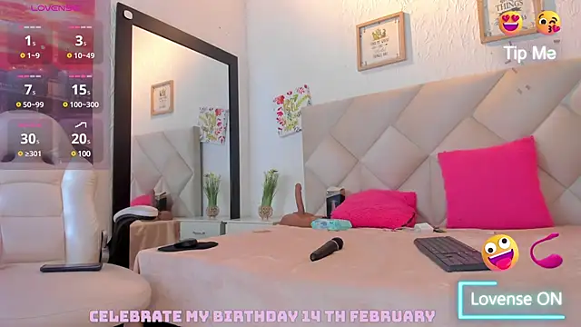 yuliana millerr online show from February 2025 08:10:01 PM