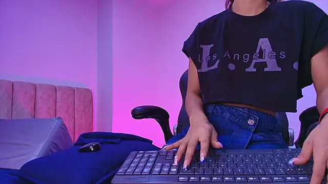 Snapshot of arl_chloee chatting on February 2026 03:10:01 AM arl chloee online show from February 2026 03:10:01 AM