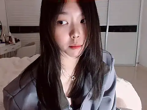 -Lucky Girl online show from February 2025 11:46:02 AM