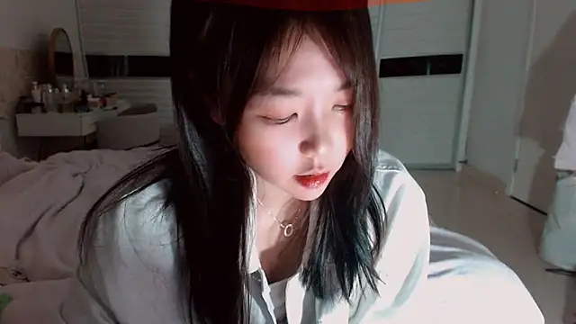 -Lucky Girl online show from March 2026 01:07:02 PM