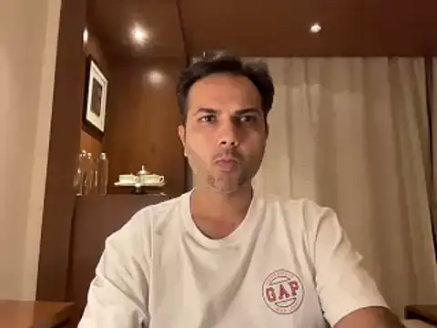 Snapshot of immog727 chatting on December 2024 05:26:01 PM immog727 online show from December 2024 05:26:01 PM