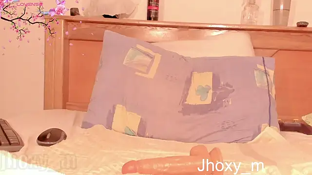 Snapshot of Jhoxy_M chatting on February 2025 03:07:02 AM Jhoxy M online show from February 2025 03:07:02 AM