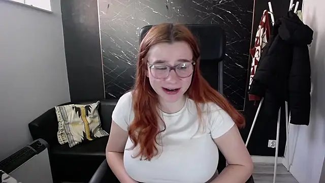 littleviki7 online show from December 2024 11:20:02 AM