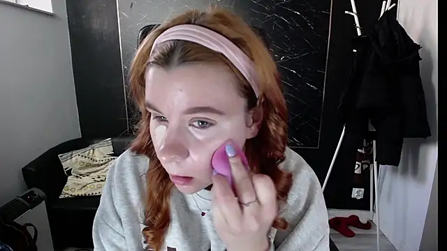 littleviki7 online show from March 2025 05:54:01 AM