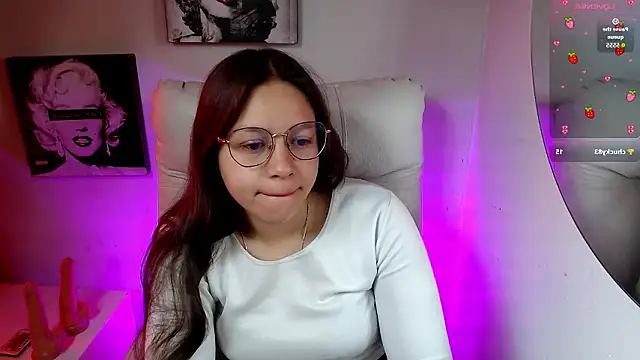 Snapshot of SamanthaRoldaan chatting on January 2026 01:35:01 PM SamanthaRoldaan online show from January 2026 01:35:01 PM