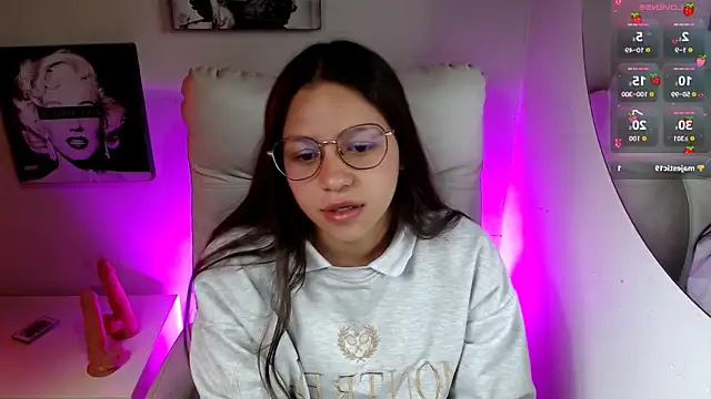 Snapshot of SamanthaRoldaan chatting on February 2026 02:16:02 PM SamanthaRoldaan online show from February 2026 02:16:02 PM